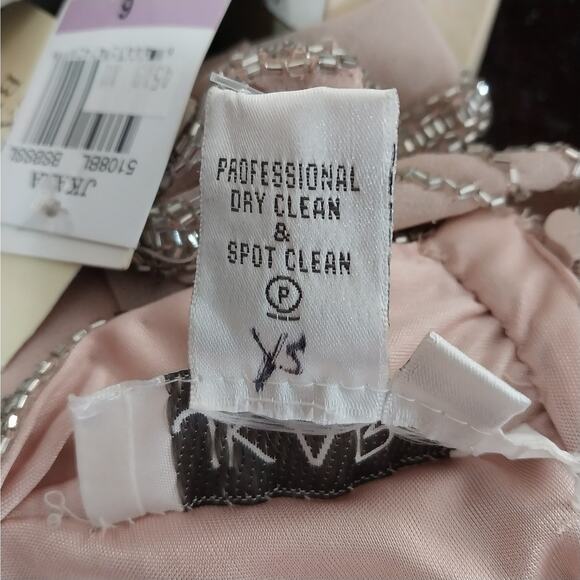 NWT@$280! JKARA! CHAMPAGNE BEIGE & ELABORATE SILBER BEADING FULL LGTH GOWN! SZ 6 - Picture 10 of 12